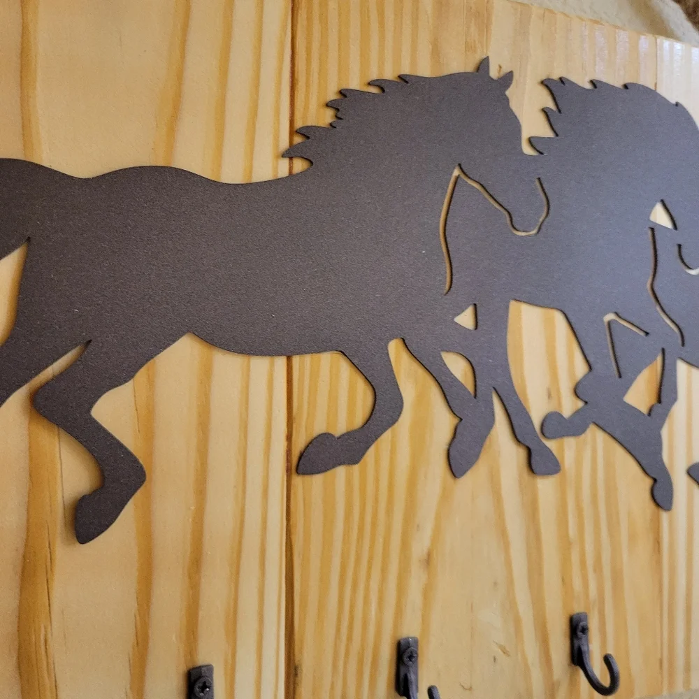 Rustic Horse Wall Key Holder with Antique Bronze Silhouettes